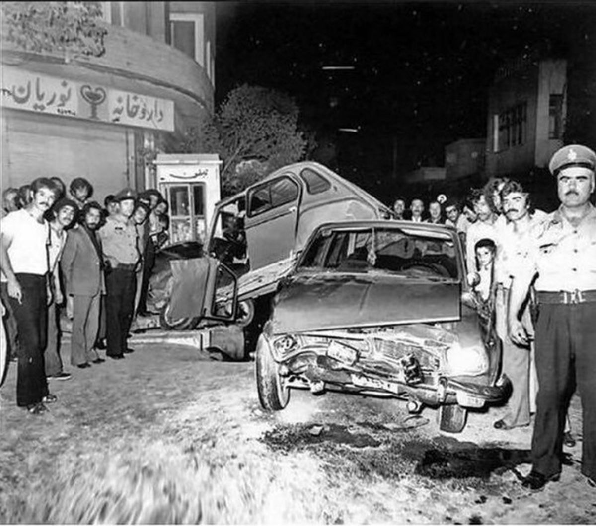 رفع مشکلات مقصر حادثه در دادگاه با قانون مدنی شخص ثالث خودرو (شرکت بیمه‌ رابین)